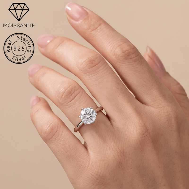 Women's 0.5/1/2/3/5 Carat White Moissanite Six-Clawed Ring, Exquisite Design